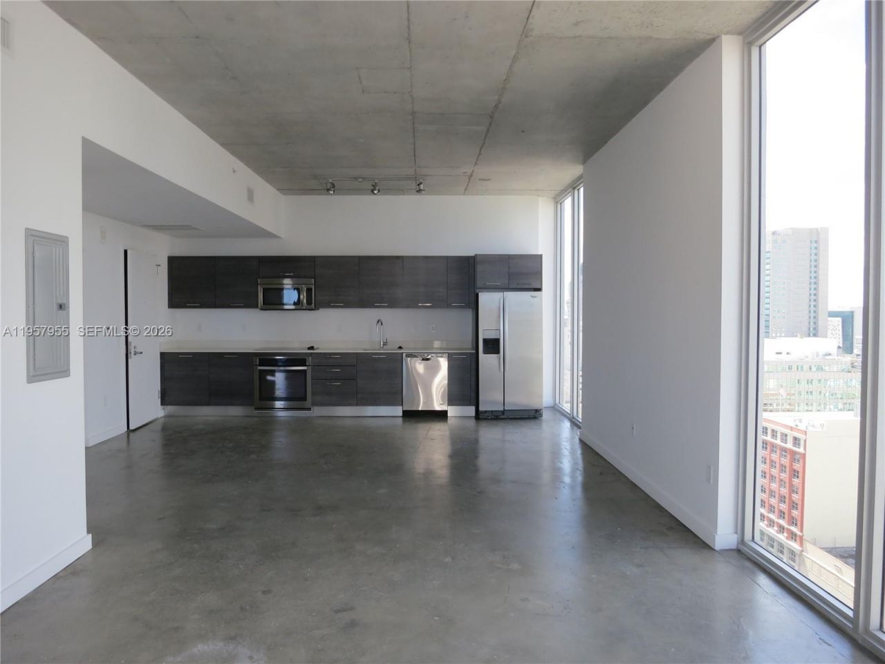 151 SE 1 St , Unit 1902, Miami, FL 33131 Photo