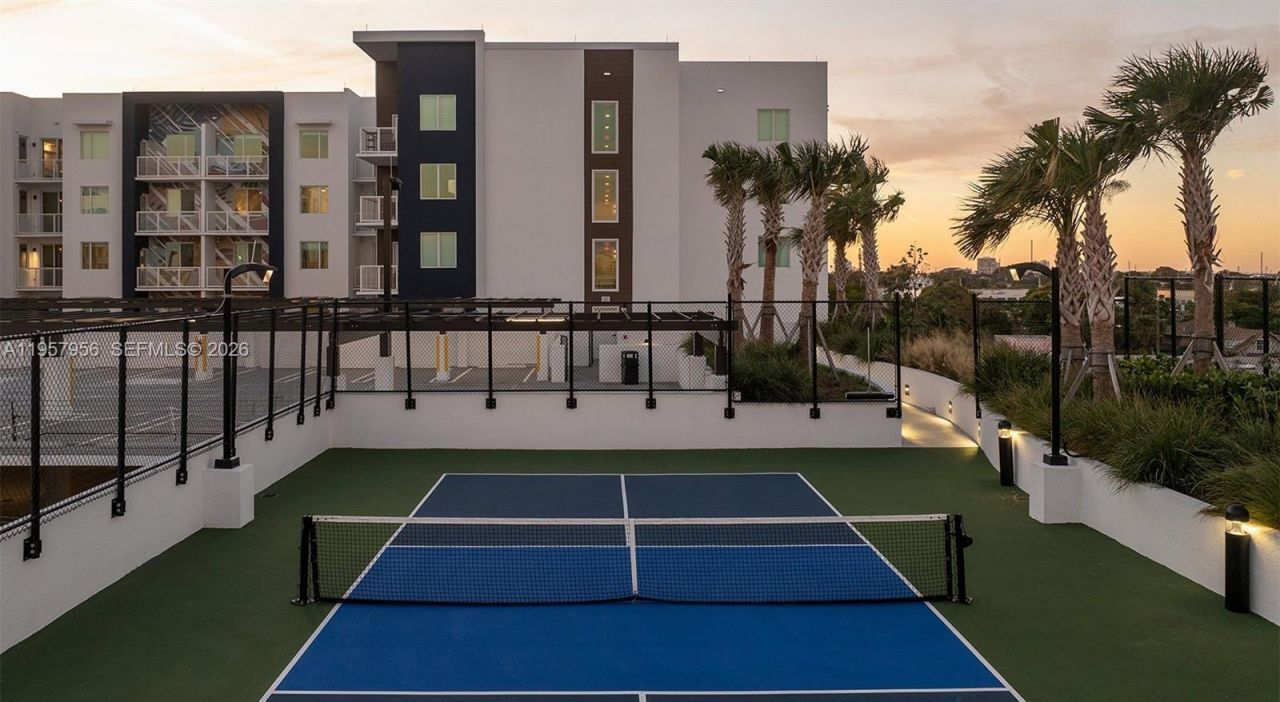 740 N Dixie Hwy, Unit S1, West Palm Beach, FL 33401 Photo