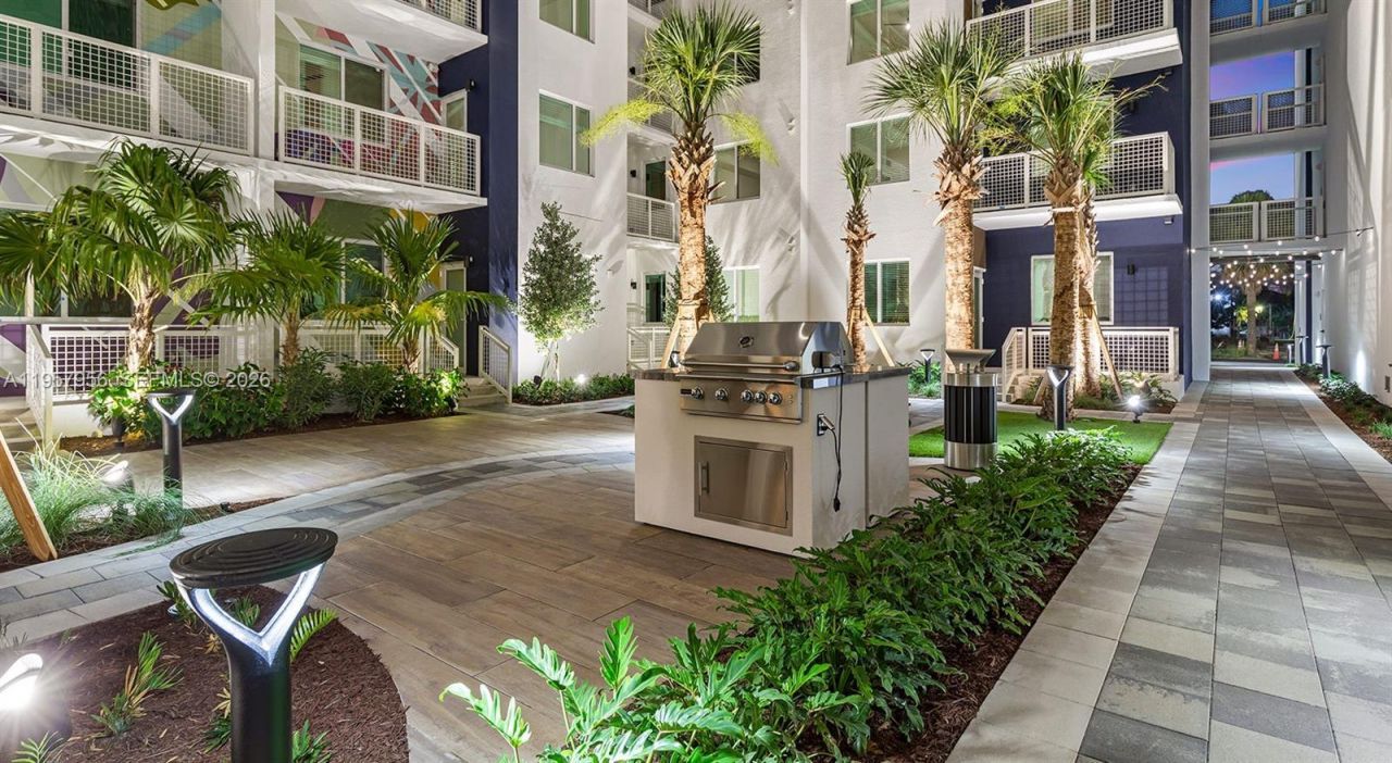 740 N Dixie Hwy, Unit S1, West Palm Beach, FL 33401 Photo