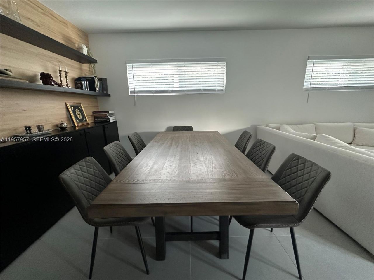 1915 NE 213th Ter, Miami, FL 33179 Photo