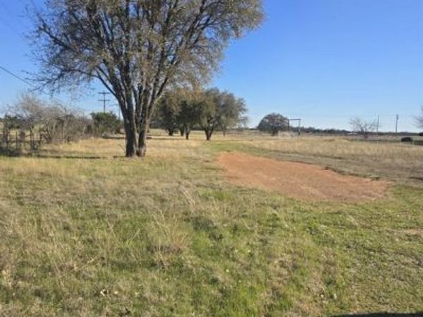 277 Deer Shadow Circle, Whitney, TX 76692
