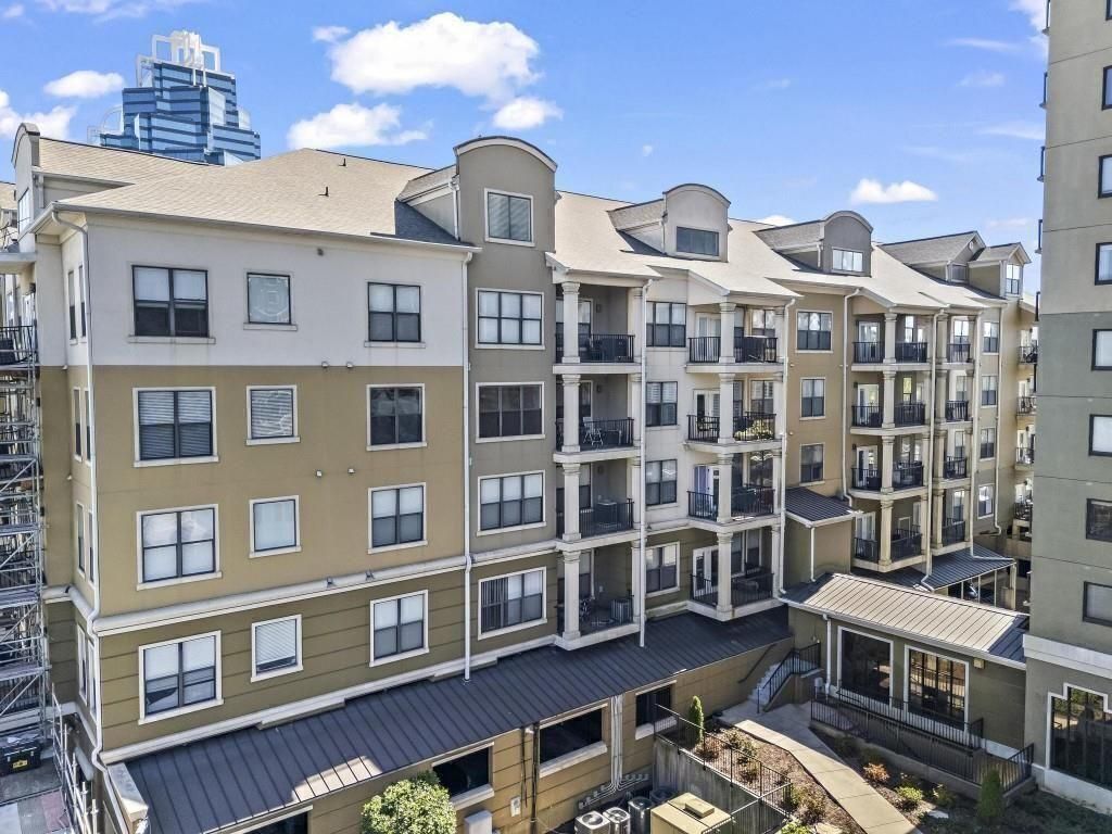 799 Hammond Drive, Unit 205, Sandy Springs, GA 30328 Main Photo