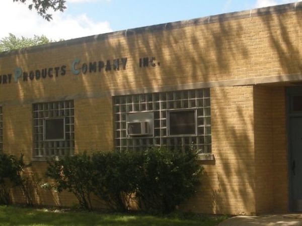 8114 Ridgeway Avenue, Skokie, IL 60076