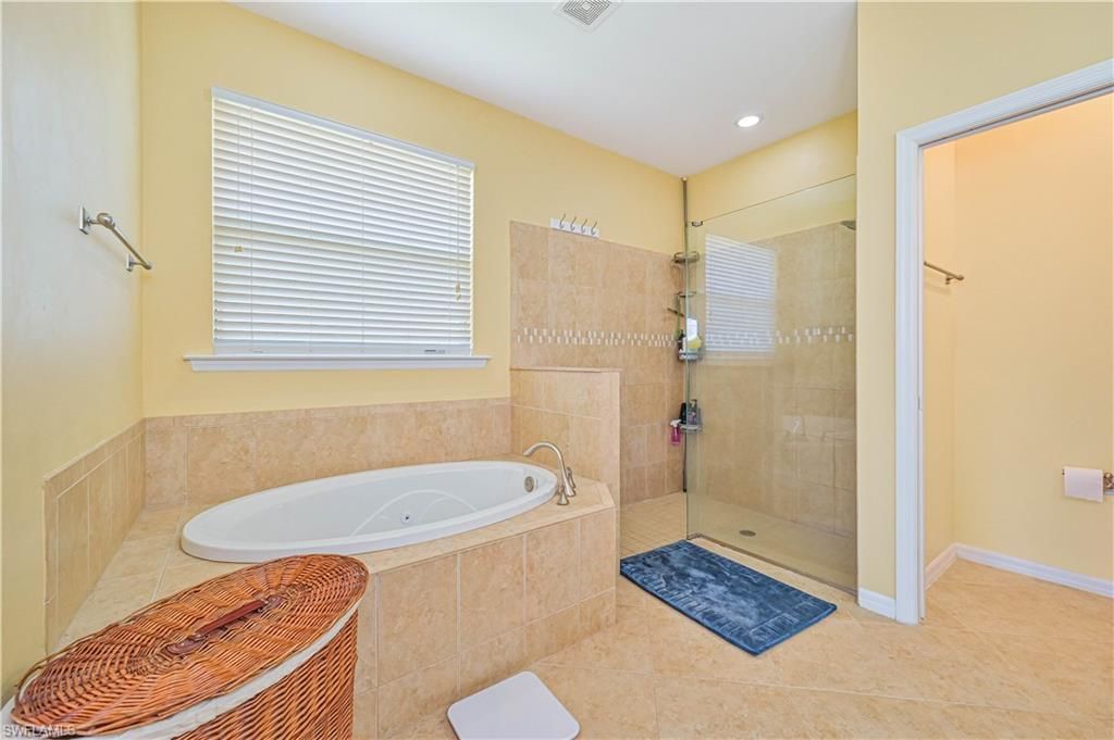 8641 Banyan Bay Blvd, Fort Myers, FL 33908 Photo