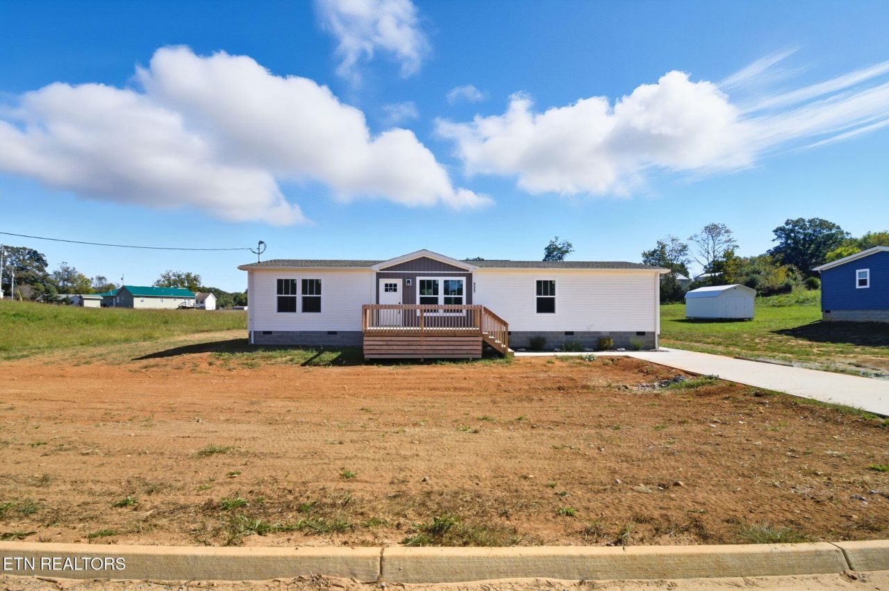 233 Songbird Rd, White Pine, TN 37890 Main Photo