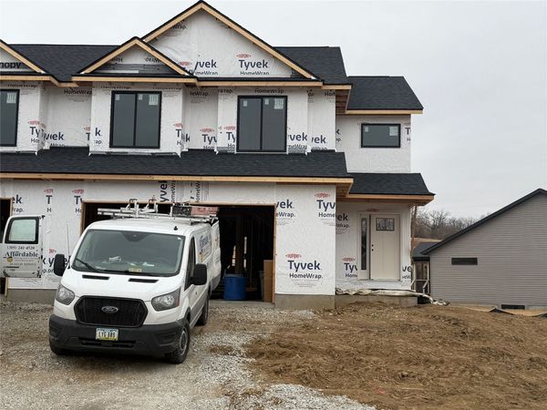 1401 Legend Drive, Tiffin, IA 52340