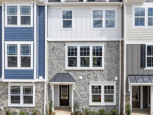 750 PARK RIDGE DR, Crozet, VA 22932