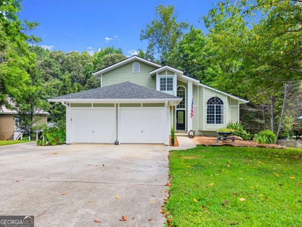 272 Indian Cove Drive, Dawsonville, GA 30534