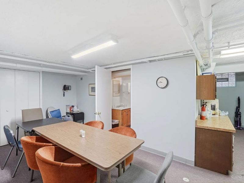 820 Delta Avenue, Cincinnati, OH 45226 Photo 48