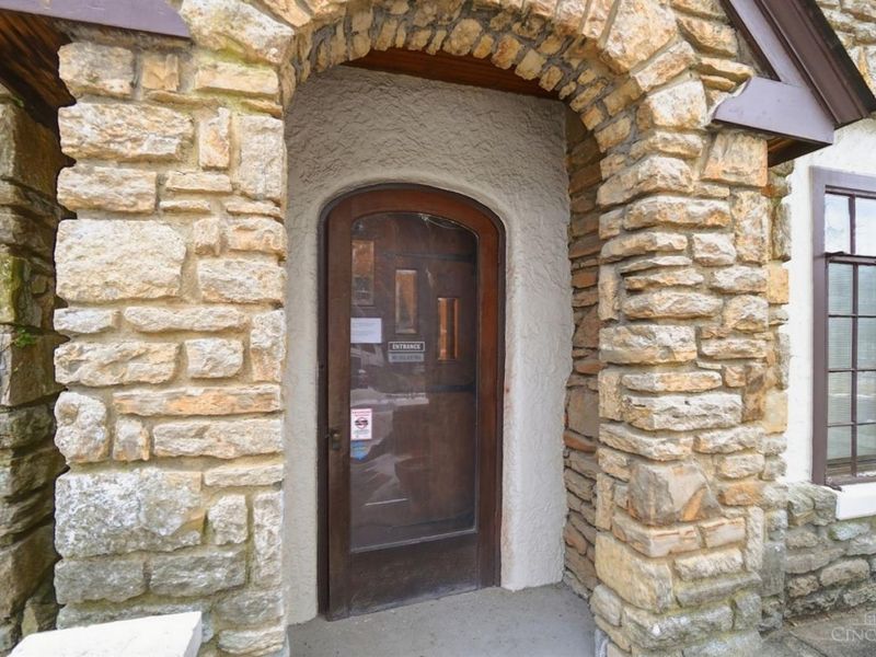 820 Delta Avenue, Cincinnati, OH 45226 Photo 6