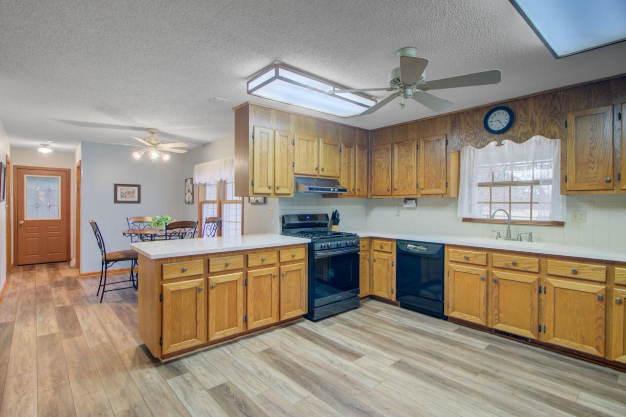 130 Cypress Hill Lane Photo 13