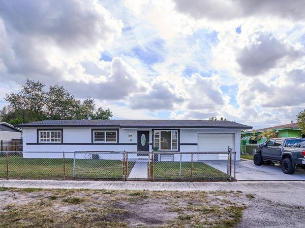 1272 NW 172nd Ter, Miami, FL 33169