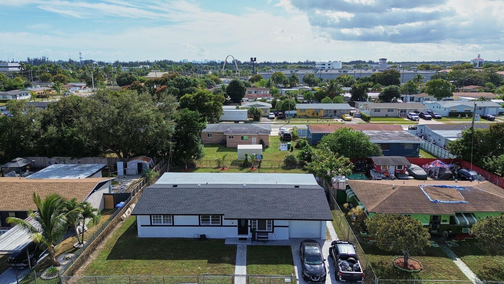 1272 NW 172nd Ter, Miami, FL 33169 Photo