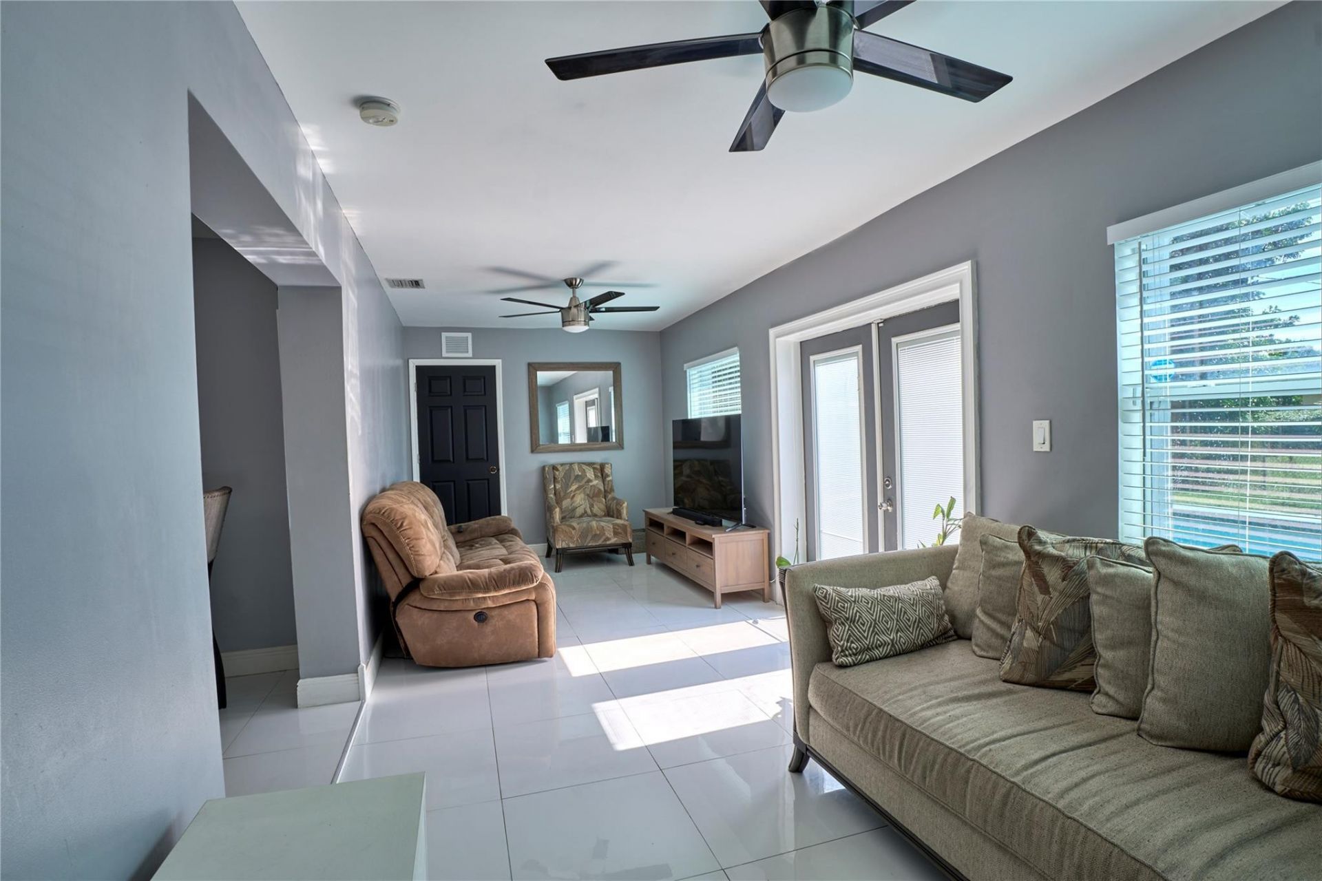 1272 NW 172nd Ter, Miami, FL 33169 Photo