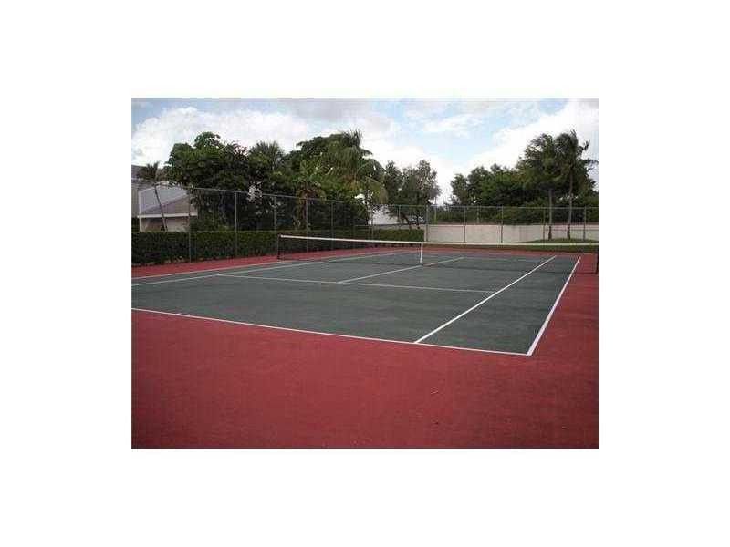 8000 Colony Circle, Unit 201, Tamarac, FL 33321 Photo