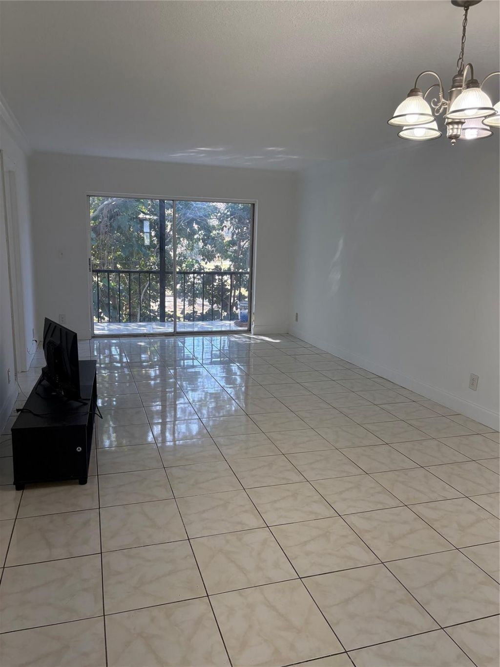 8000 Colony Circle, Unit 201, Tamarac, FL 33321 Photo