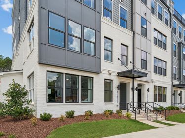 10557 Pleasant Branch Drive, Unit 101, Raleigh, NC 27614