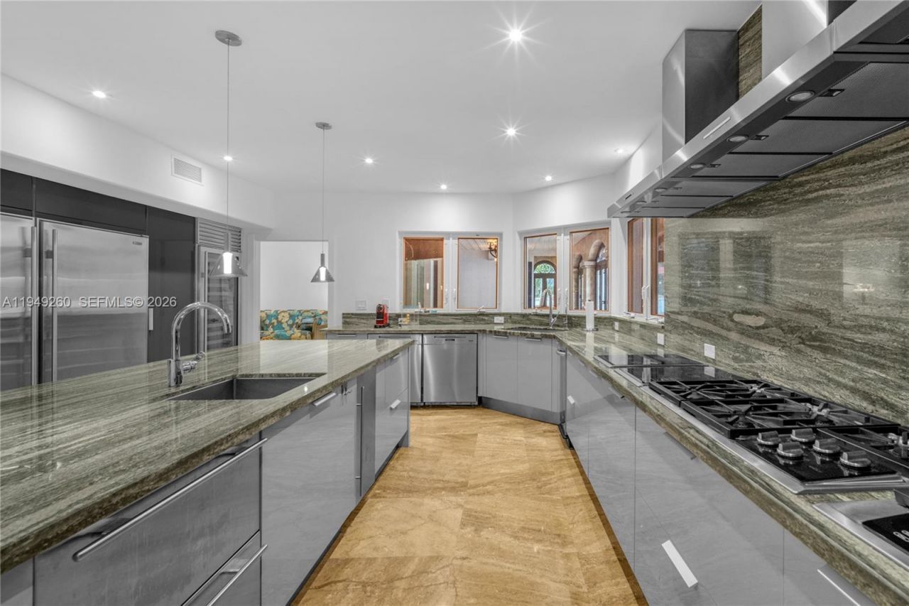 1710 S Miami Ave, Miami, FL 33129 Photo