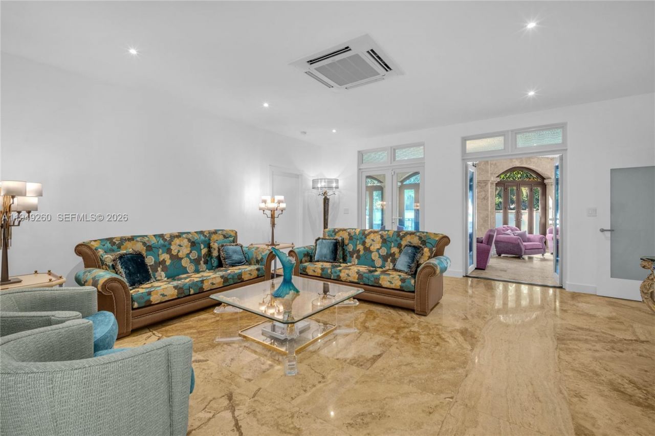 1710 S Miami Ave, Miami, FL 33129 Photo