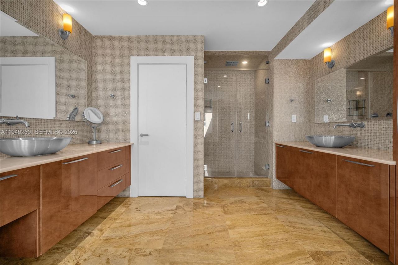 1710 S Miami Ave, Miami, FL 33129 Photo