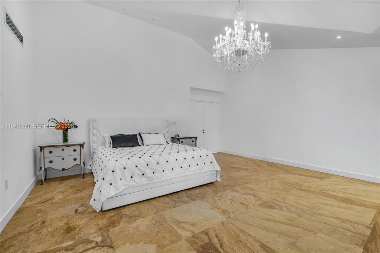 1710 S Miami Ave, Miami, FL 33129 Photo