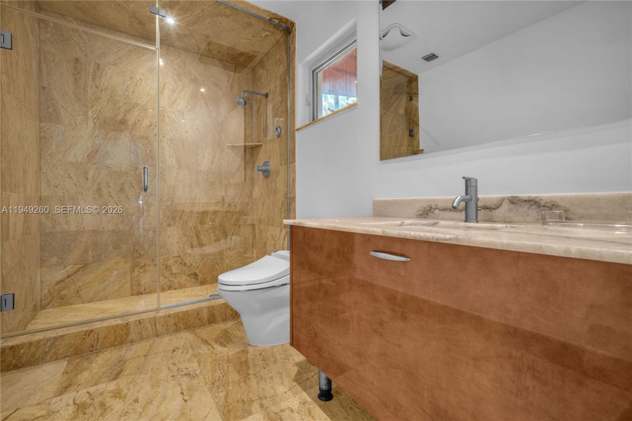 1710 S Miami Ave, Miami, FL 33129 Photo