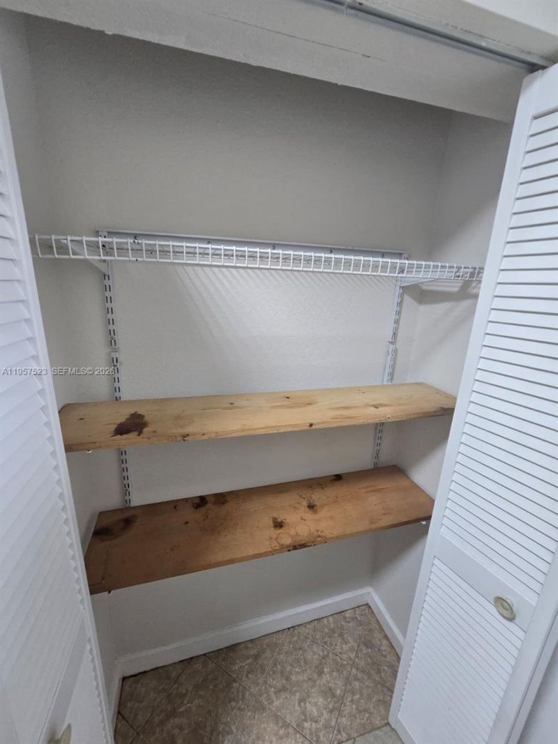 5151 W Oakland Park Blvd, Unit 303, Lauderdale Lakes, FL 33313 Photo