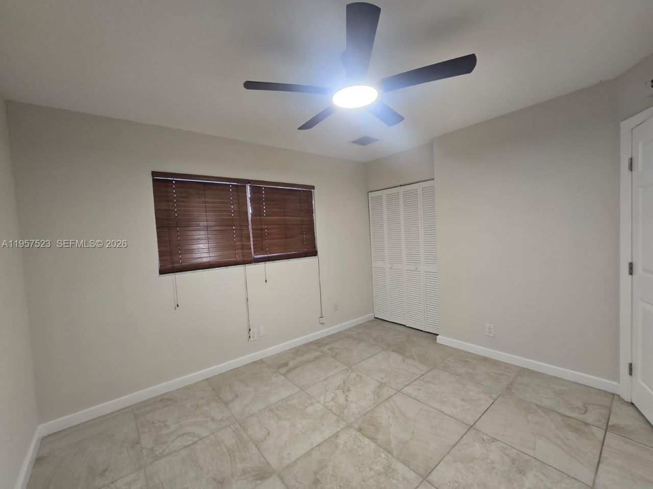 5151 W Oakland Park Blvd, Unit 303, Lauderdale Lakes, FL 33313 Photo
