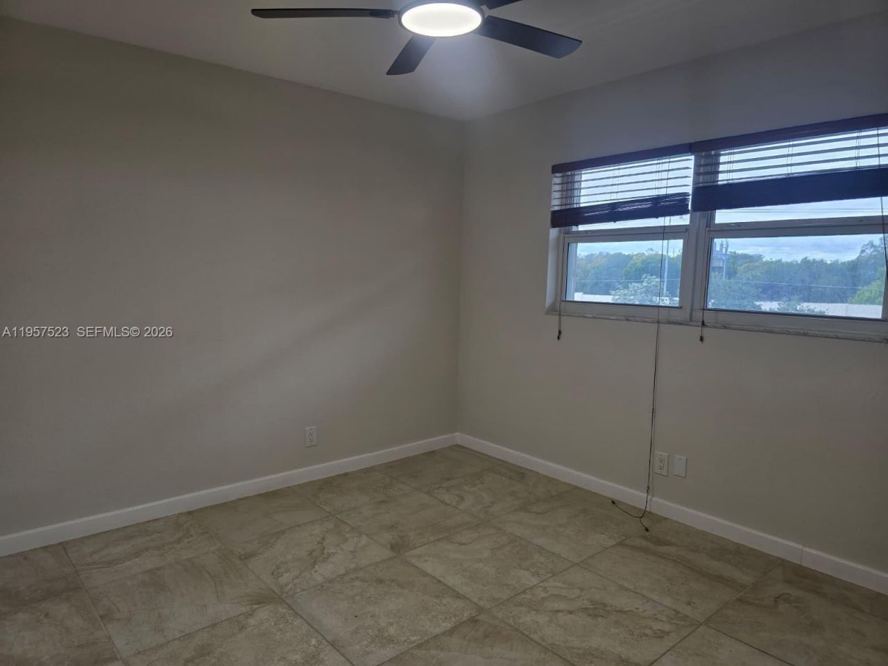 5151 W Oakland Park Blvd, Unit 303, Lauderdale Lakes, FL 33313 Photo