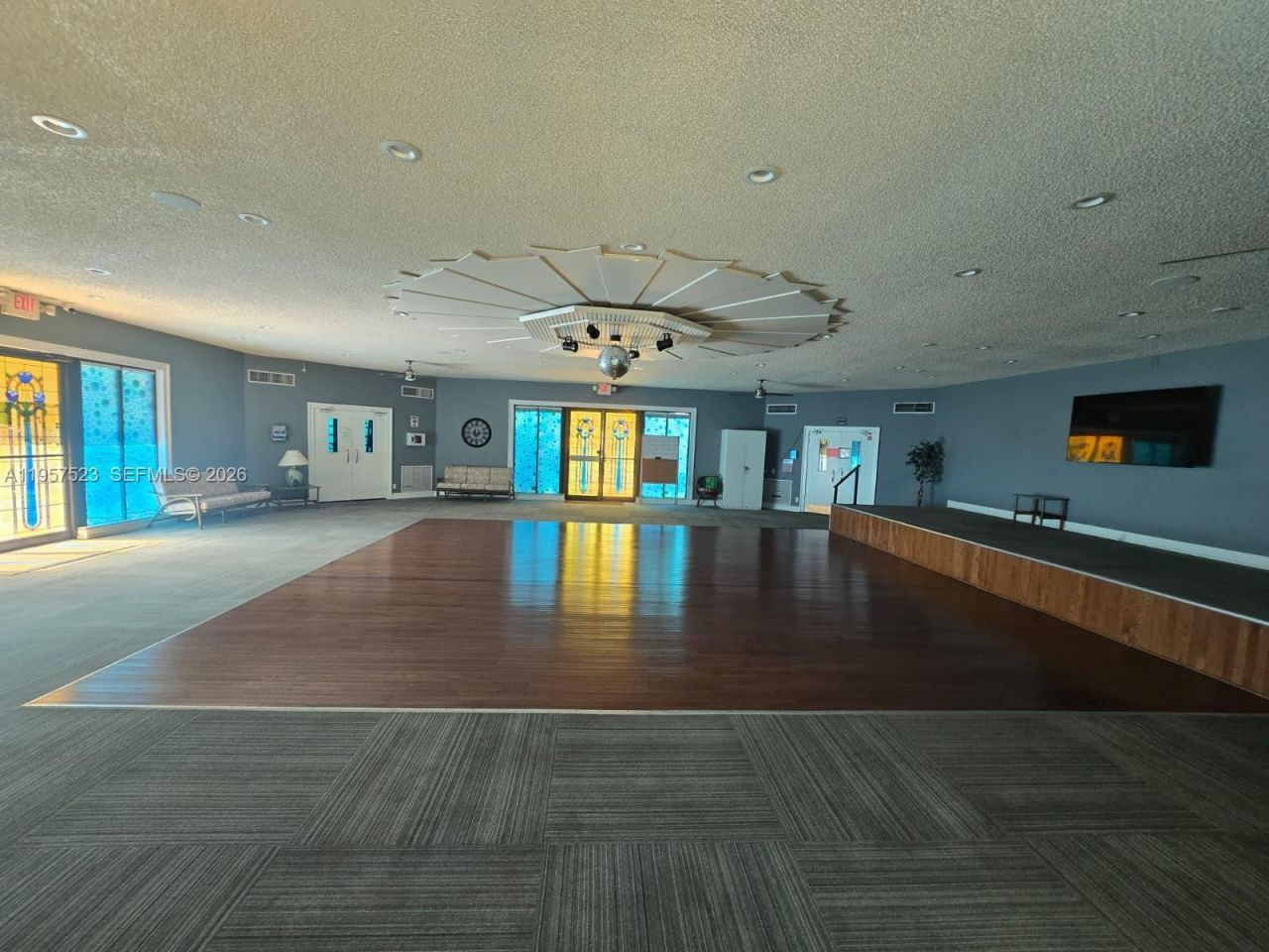 5151 W Oakland Park Blvd , Unit 303, Lauderdale Lakes, FL 33313 Photo