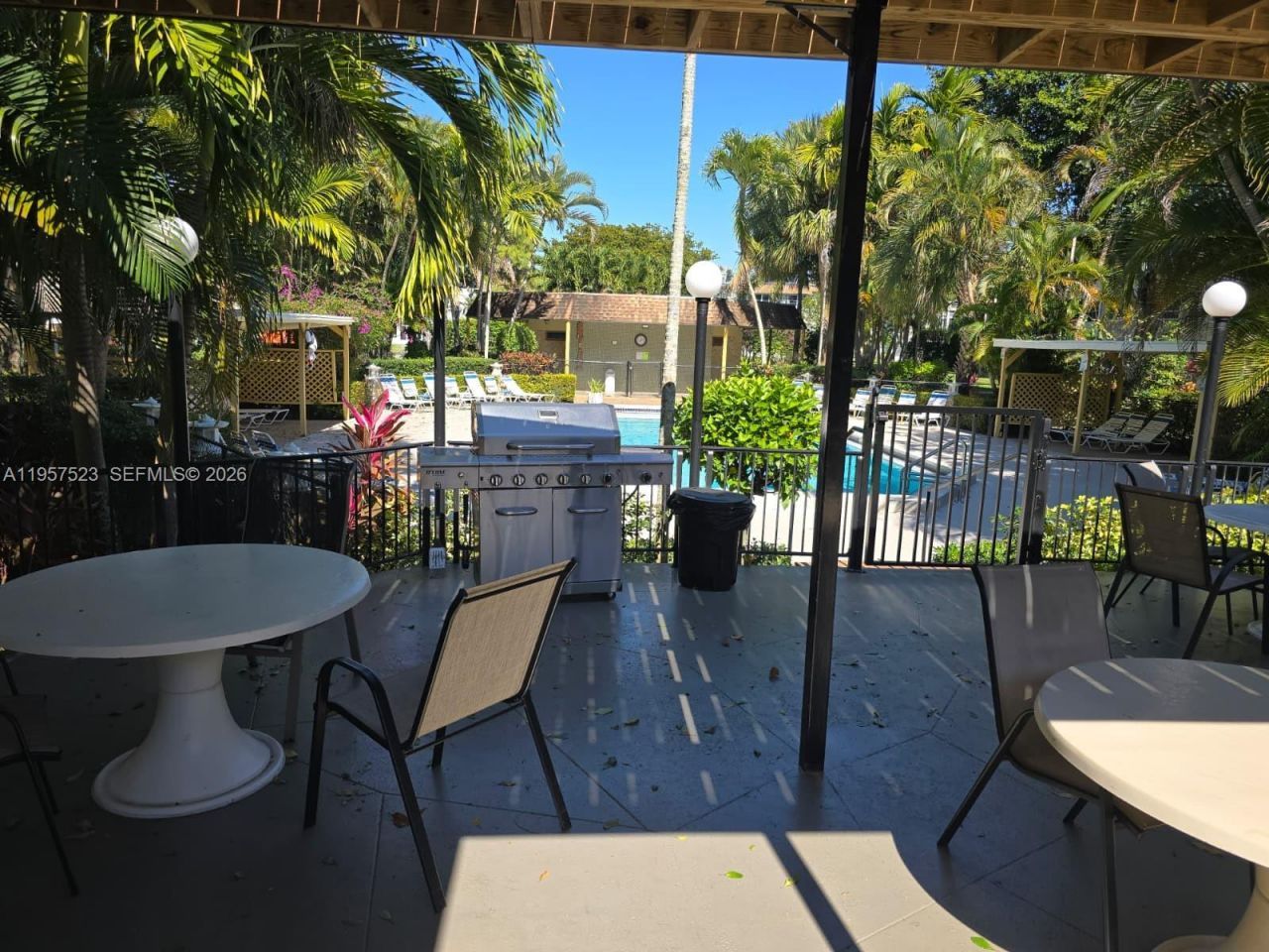 5151 W Oakland Park Blvd , Unit 303, Lauderdale Lakes, FL 33313 Photo