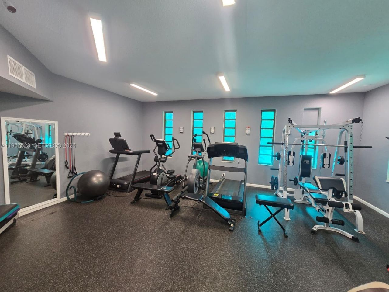 5151 W Oakland Park Blvd, Unit 303, Lauderdale Lakes, FL 33313 Photo