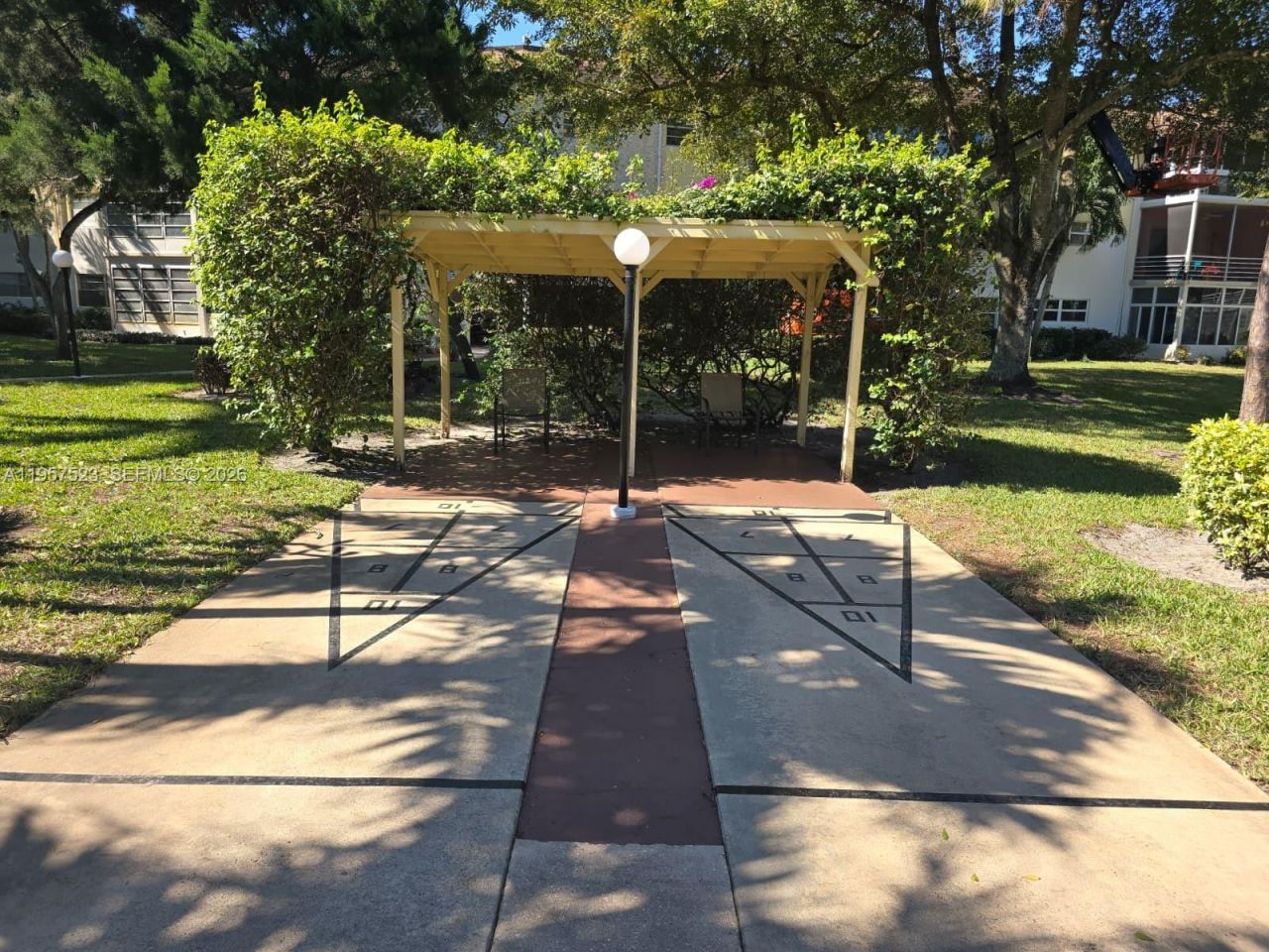 5151 W Oakland Park Blvd, Unit 303, Lauderdale Lakes, FL 33313 Photo