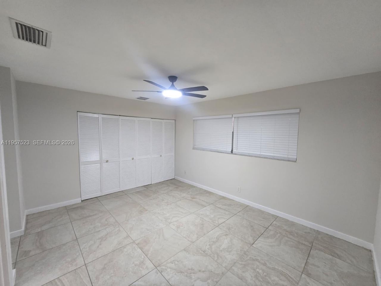 5151 W Oakland Park Blvd, Unit 303, Lauderdale Lakes, FL 33313 Photo