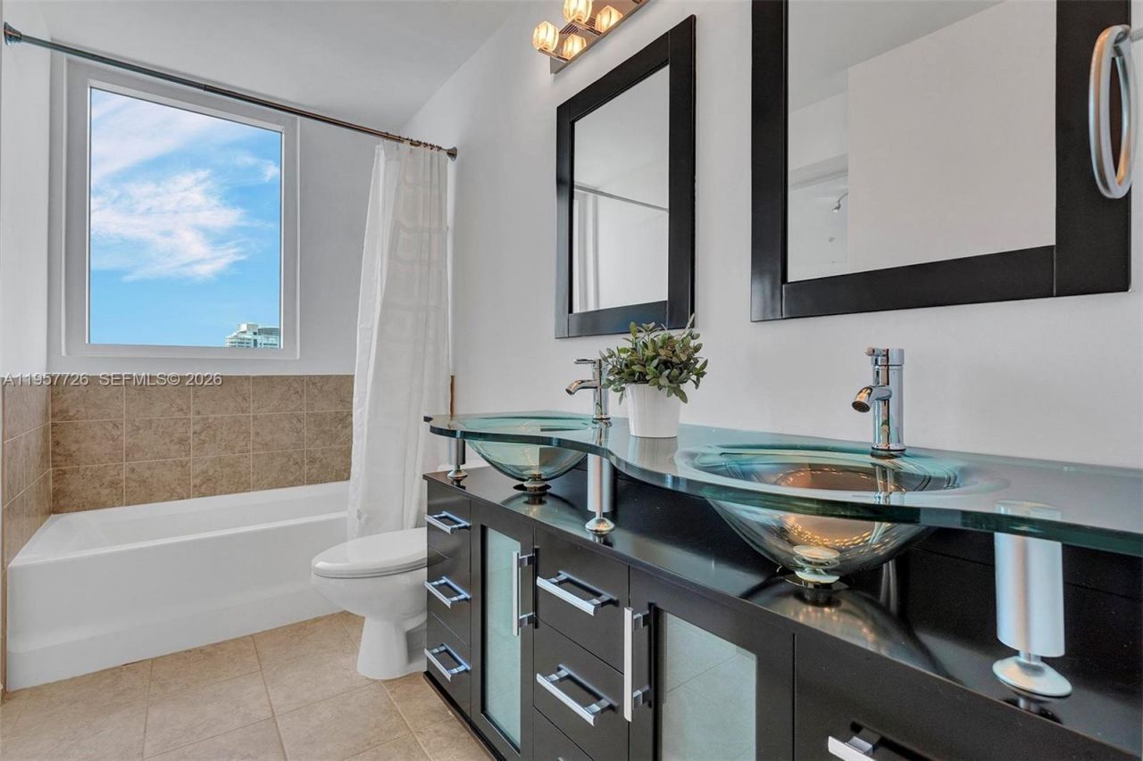 60 SW 13th St, Unit 3400, Miami, FL 33130 Photo