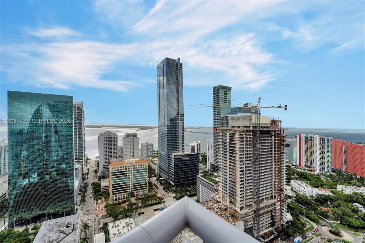 60 SW 13th St, Unit 3400, Miami, FL 33130 Photo