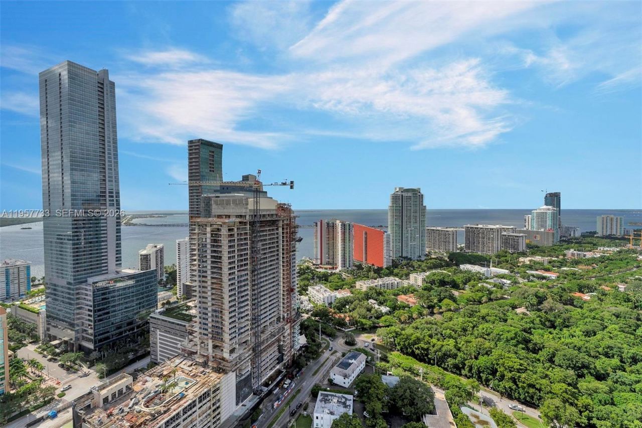 60 SW 13th St , Unit 3400, Miami, FL 33130 Photo