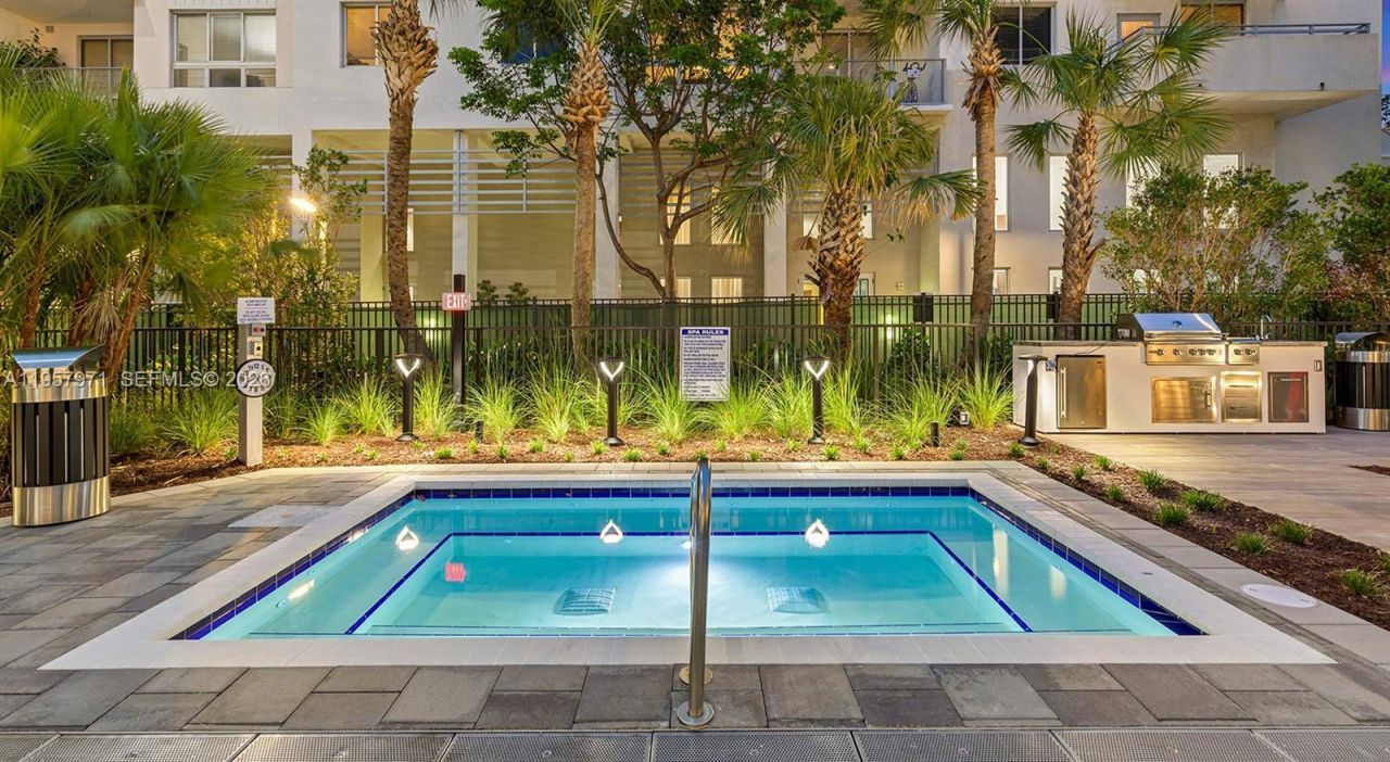 740 N Dixie Hwy, Unit A2, West Palm Beach, FL 33401 Photo