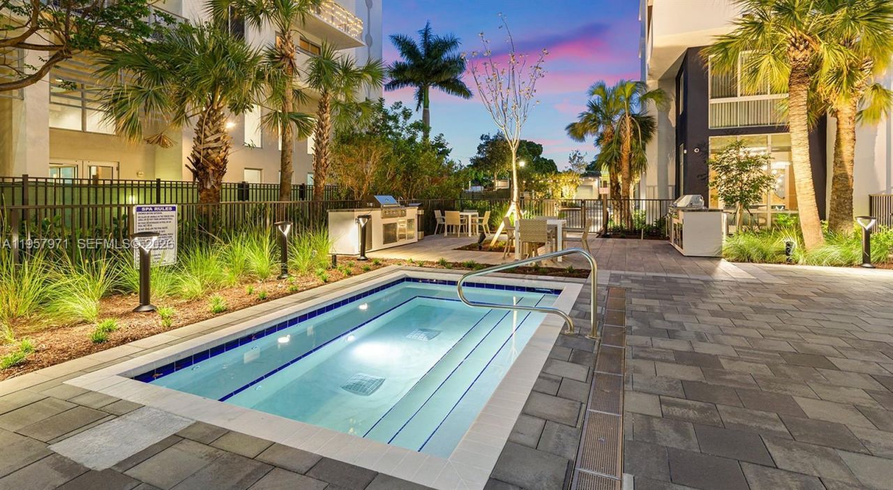 740 N Dixie Hwy, Unit A2, West Palm Beach, FL 33401 Photo