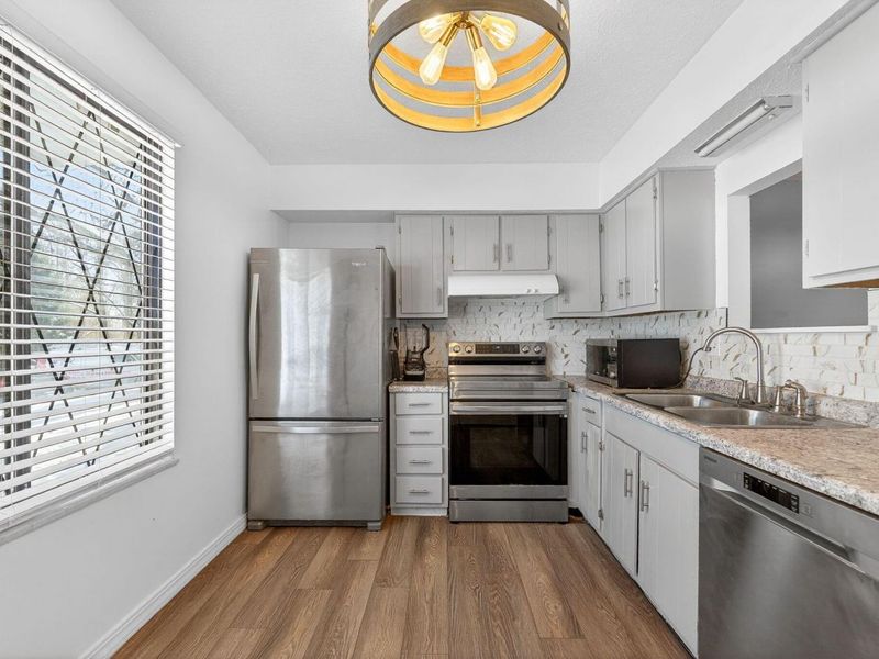 3001 Cooper Bluff Drive, Columbus, OH 43231 Photo 10