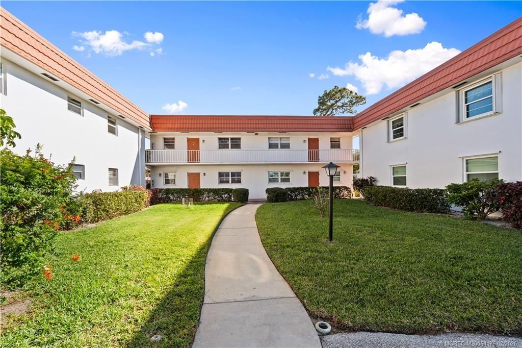 2600 SE Ocean Boulevard, Unit JJ-14, Stuart, FL 34996 Photo