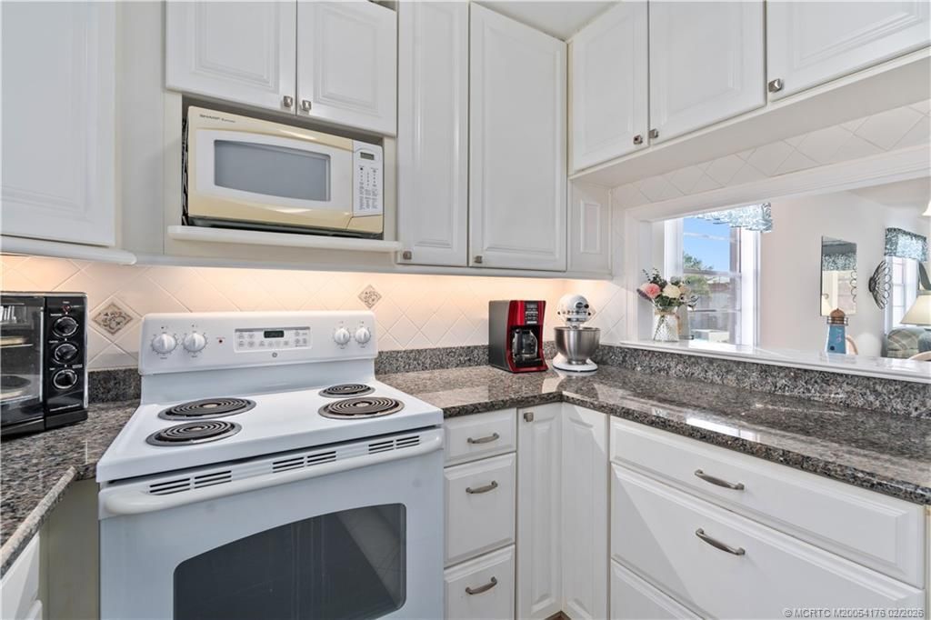 2600 SE Ocean Boulevard, Unit JJ-14, Stuart, FL 34996 Photo