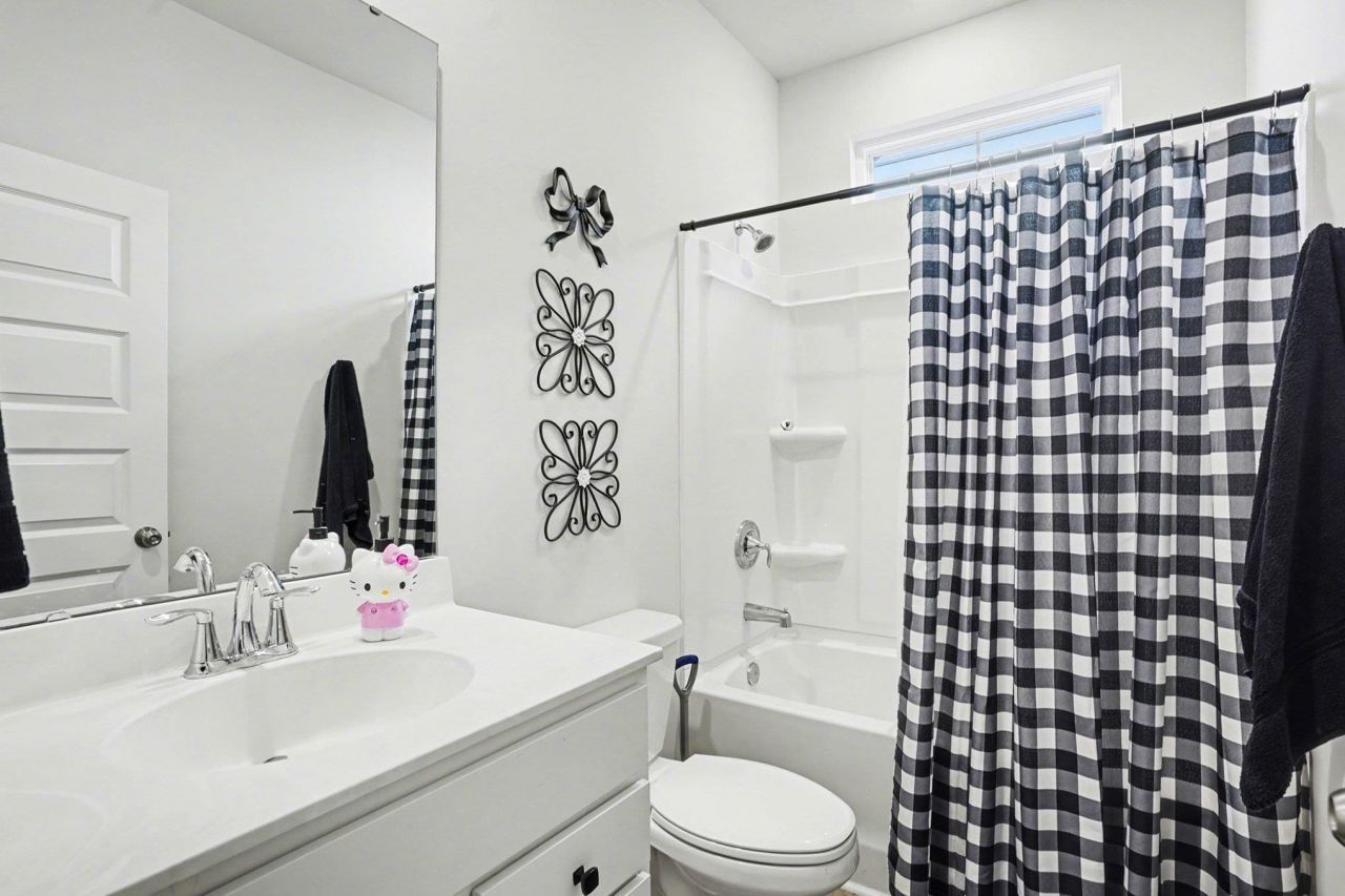 143 Albatross Way Photo 21