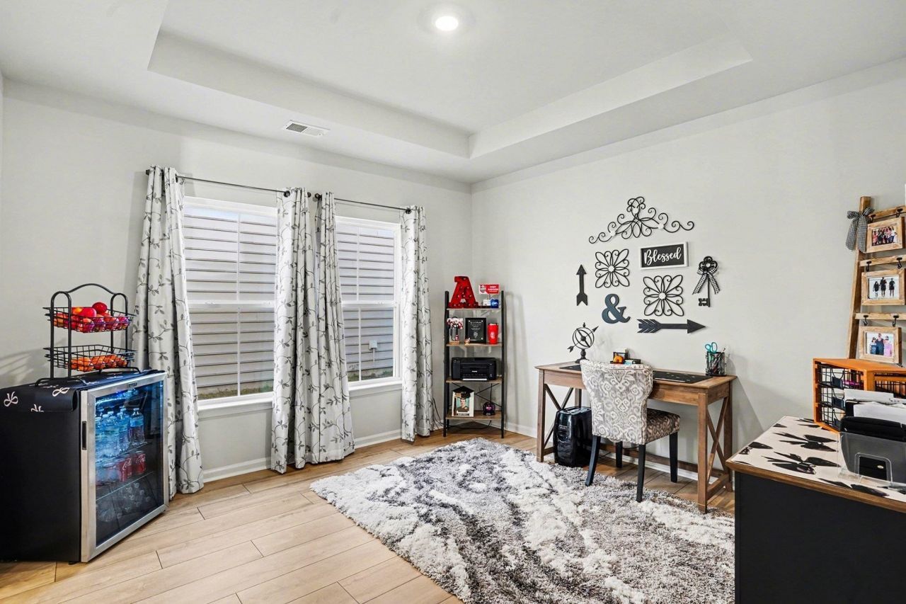 143 Albatross Way Photo 23