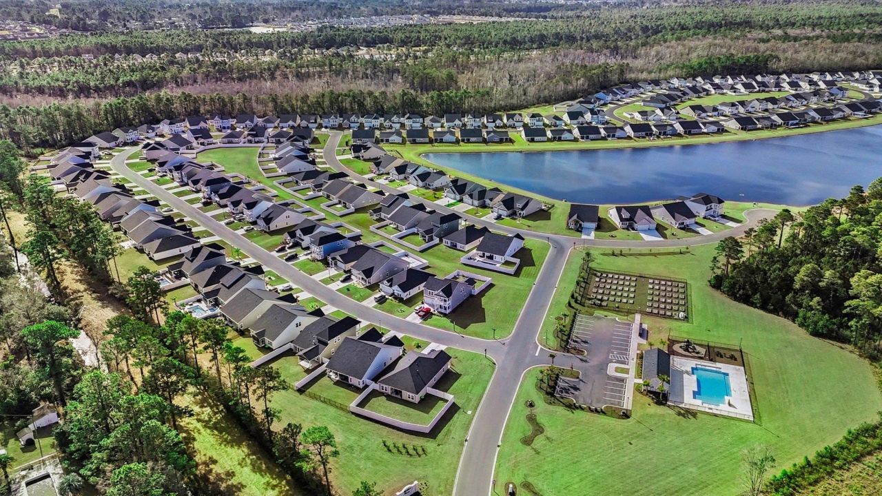 143 Albatross Way Photo 33