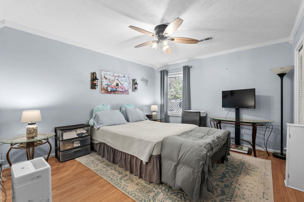 6504 Wildwood Trail Photo 19