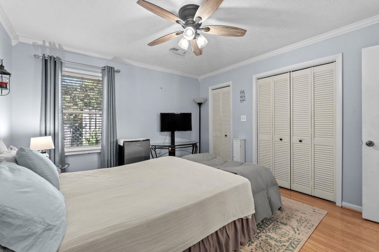 6504 Wildwood Trail Photo 20