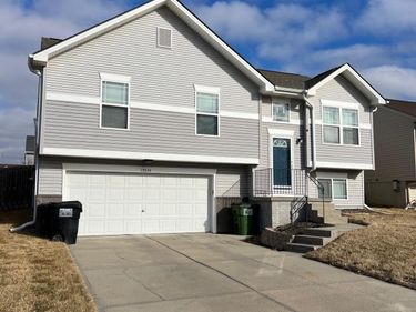 19374 Laci Street, Omaha, NE 68135