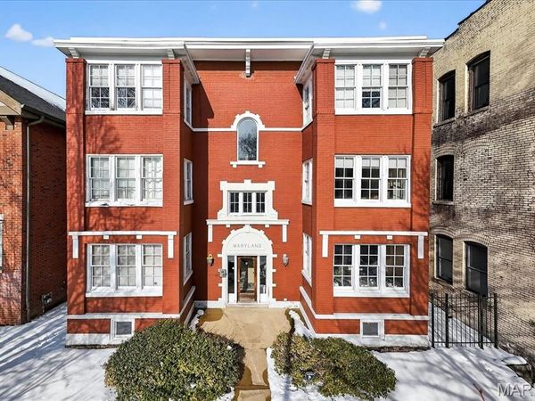 4317 Maryland Avenue, Unit 1E, St Louis, MO 63108