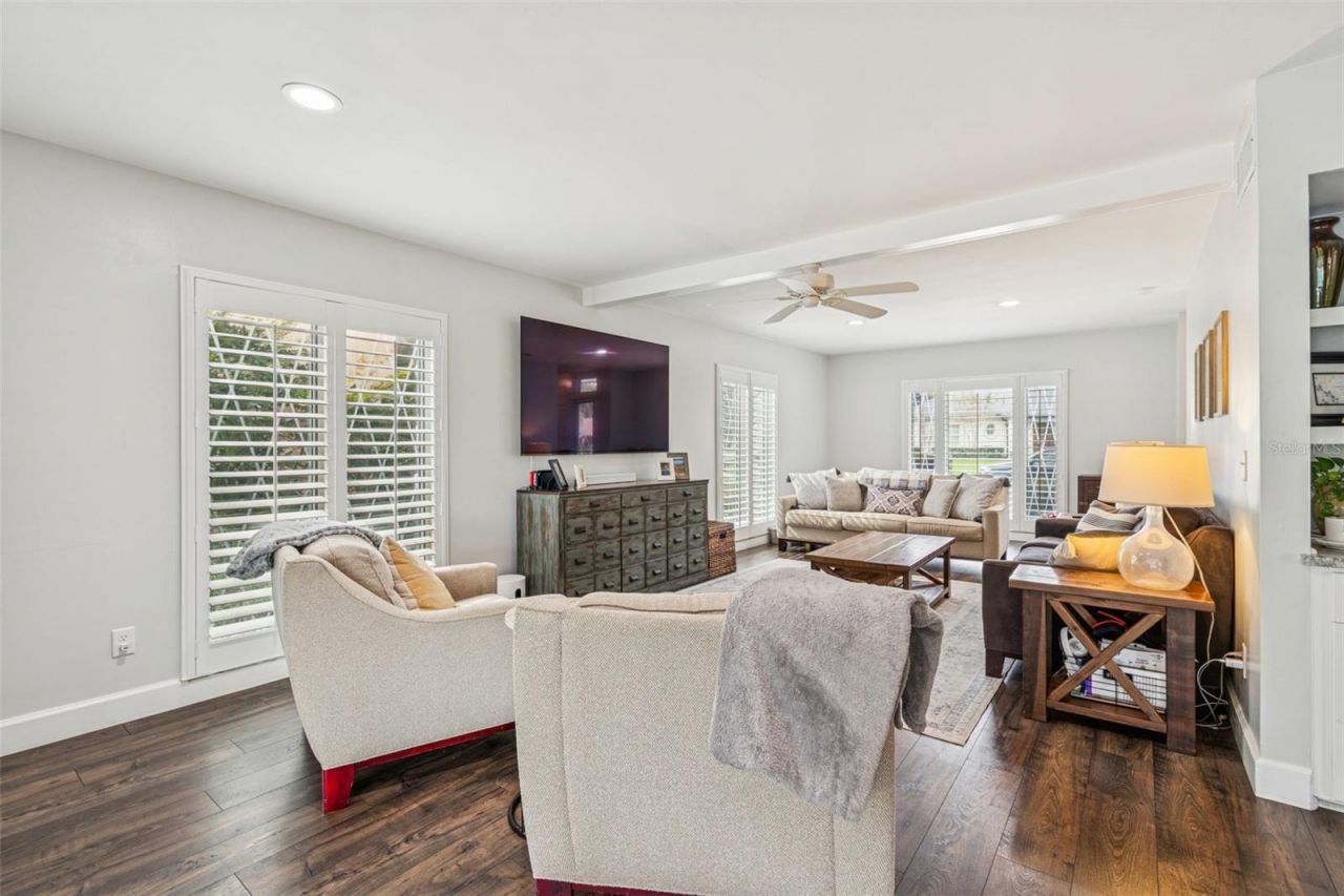 11713 Phoenix Circle, Tampa, FL 33618 Photo